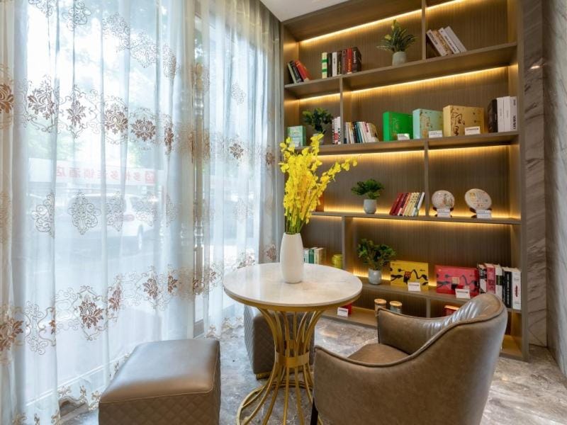 GreenTree Eastern Hotel Shenzhen Futian District Civic Center Jingtian Metro Station Hotel in Hong Kong