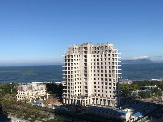 Xuri Donghui Seaview Inn Hotel in Qingdao