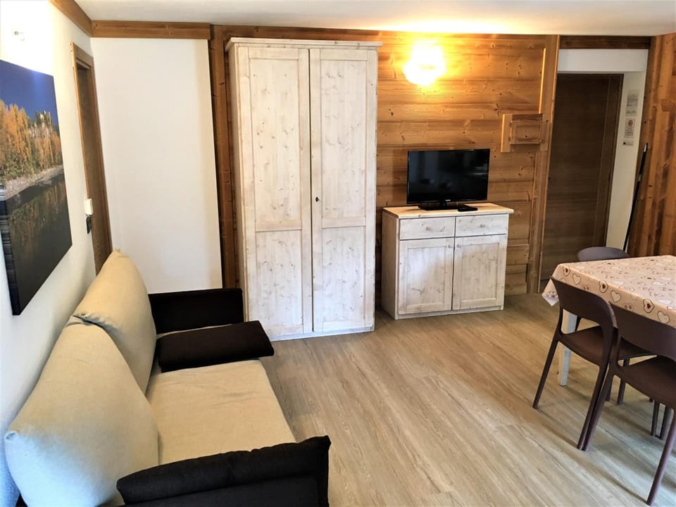 Residence Chateau Royal Apartment hotel in Cogne