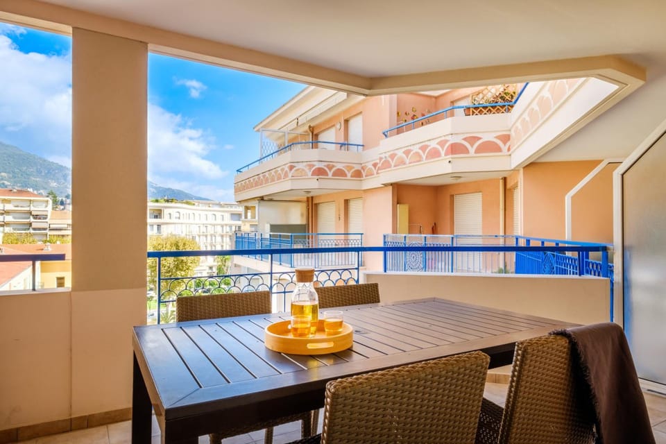 Residence Pierre & Vacances Les Rivages Du Parc Apartment hotel in Menton