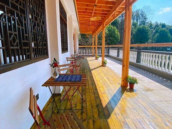 Xiangshan Seaside Homestay Hotel in Zhejiang