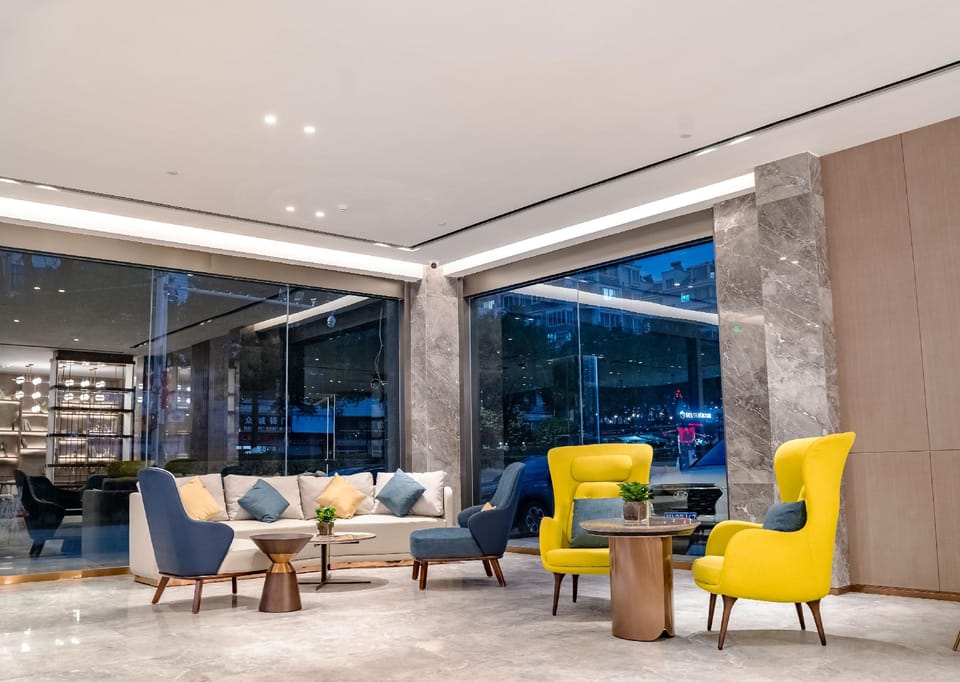CHAMJOY HOTEL(Jiangshan Hushan Park|Administrative Service Center) Hotel in Zhejiang