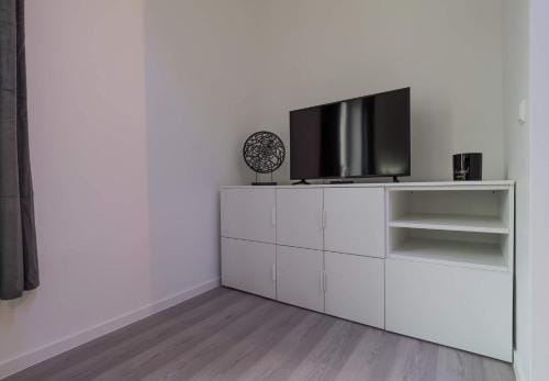 EXECUTIVE DOUBLE ROOM WITH EN-SUITE in GUEST HOUSE RUE TREVIRES R3 Hotel in Luxembourg