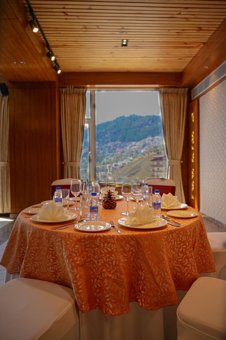 Banquet hall