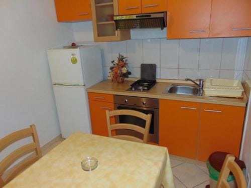 Apartments and rooms by the sea Sucuraj, Hvar - 12887 Hotel in Dubrovnik-Neretva County