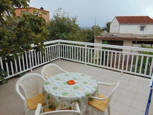 Apartments and rooms by the sea Sucuraj, Hvar - 12887 Hotel in Dubrovnik-Neretva County
