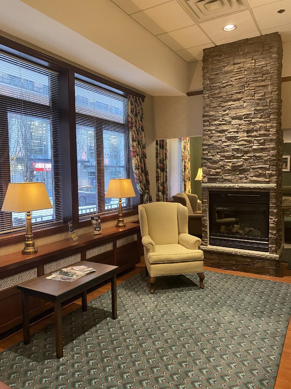Shared lounge/TV area