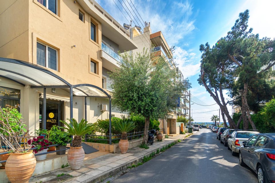 Zen Hotel Hotel in Alimos