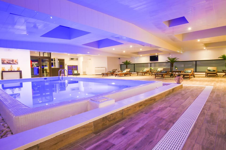 Zenia Hotel & Spa Hotel in Cambrai