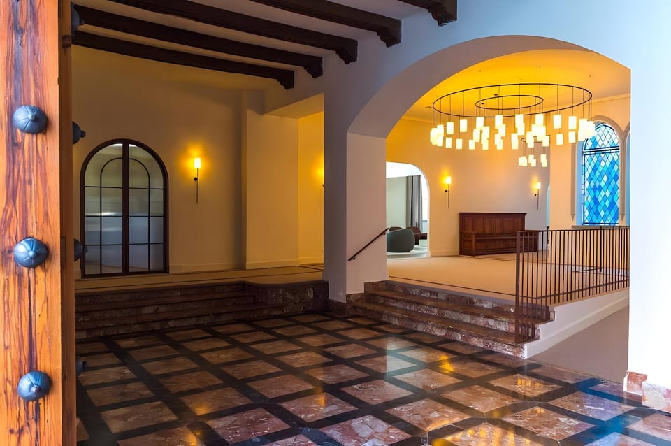 Palacio Valderrabanos Hotel in Ávila‎