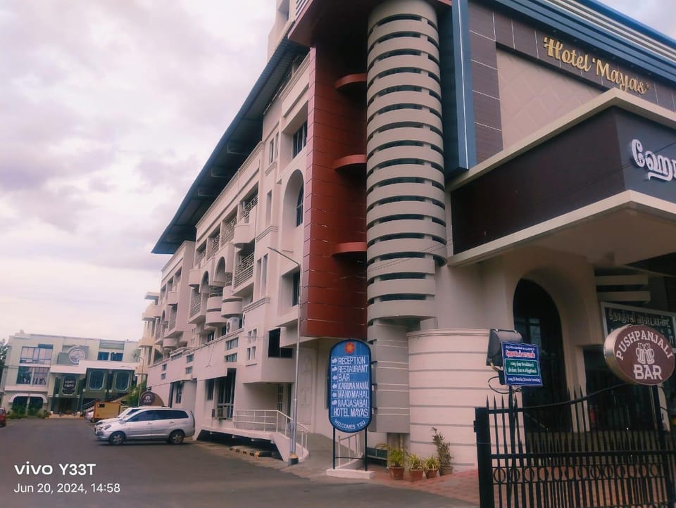 Hotel Mayas Hotel in Tamil Nadu