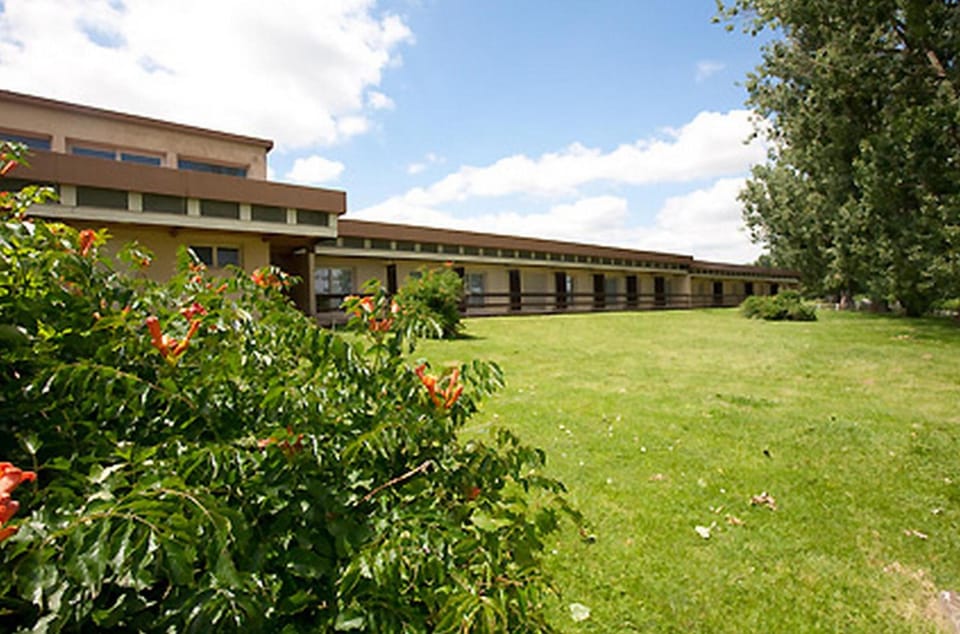 Logis Hotel Restaurant La Vieille Ferme, Macon Nord Motel in Bourgogne-Franche-Comté