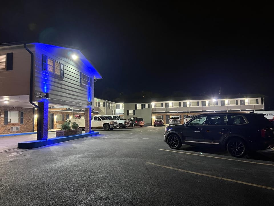Regency Inn Motel in Dodge City