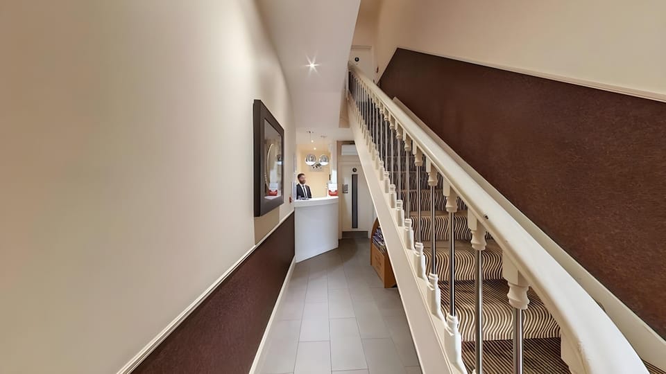 Simply Rooms & Suites Hotel Hotel in City of Westminster