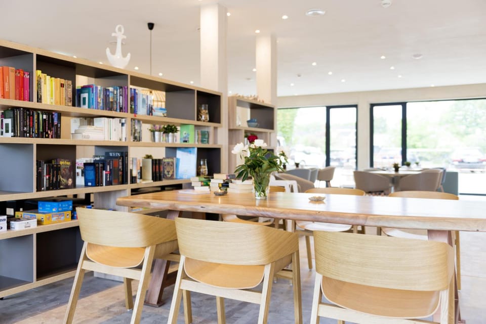 Bar/lounge