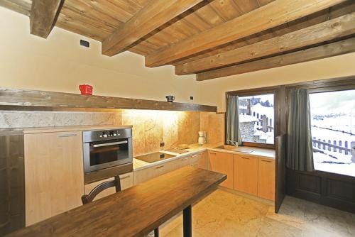 Chalet Garden Hotel in Canton of Grisons