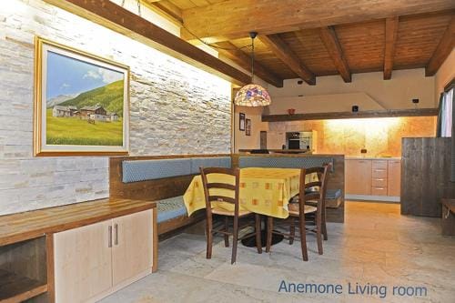 Chalet Garden Hotel in Canton of Grisons