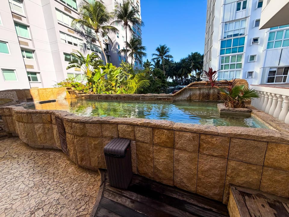 Hot tub