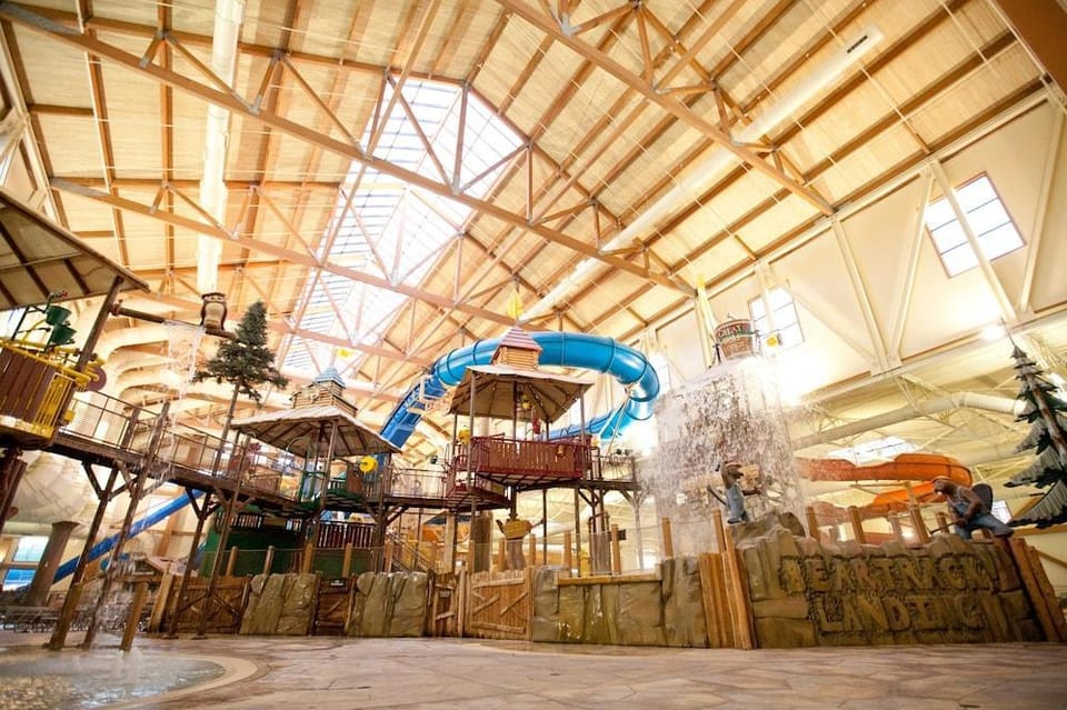 Great Wolf Lodge Hotel in Mason