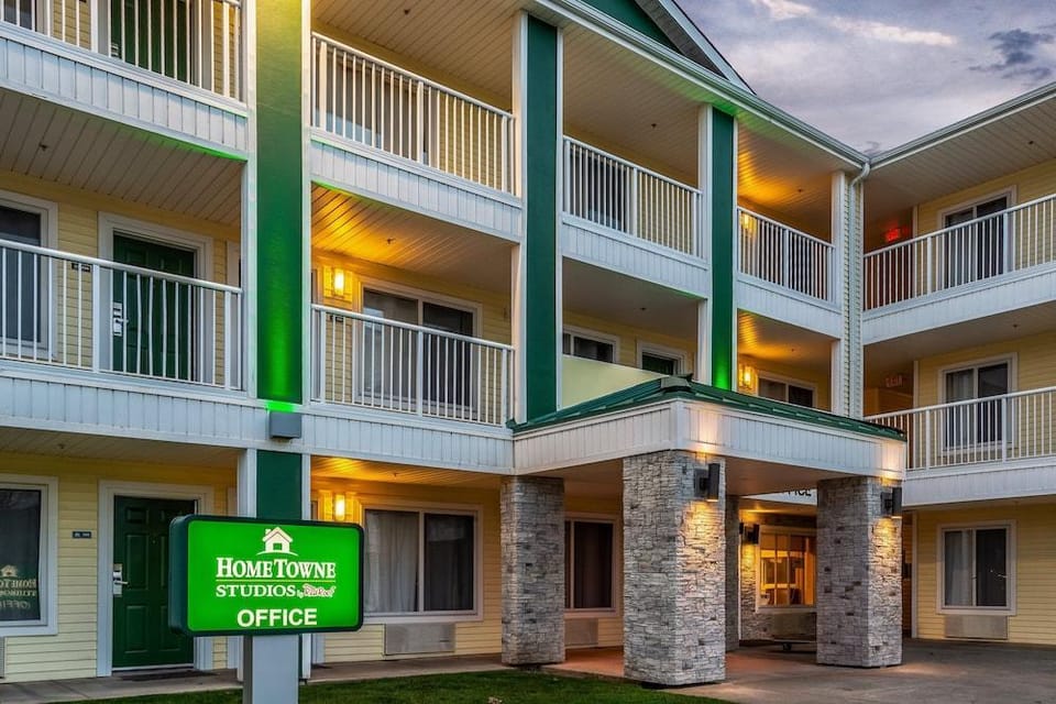 Crossland Eugene - Springfield Hotel in Springfield
