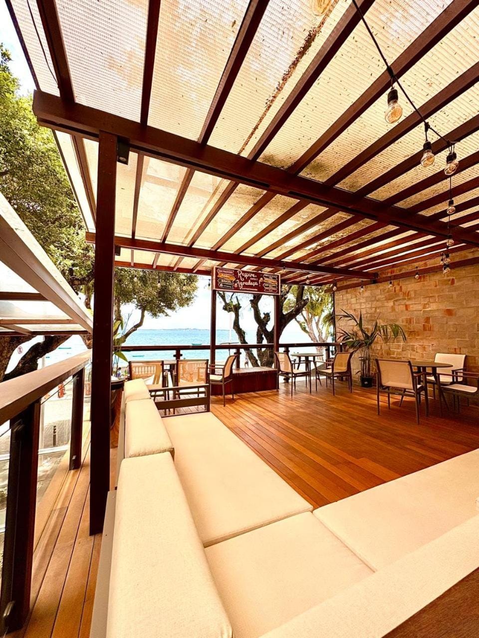 Bar/lounge