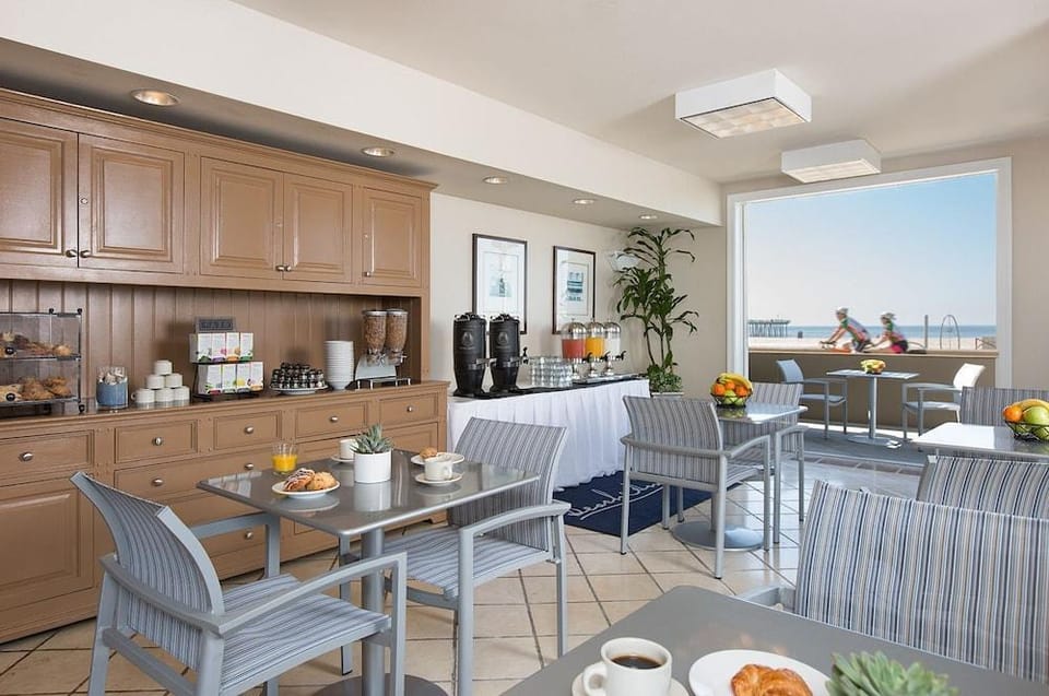 Beach House , (The Strand) Hotel in Hermosa Beach