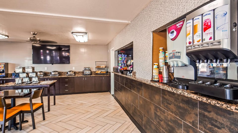SureStay InnSuites Phoenix Hotel & Suites by Best Western Hotel in Phoenix