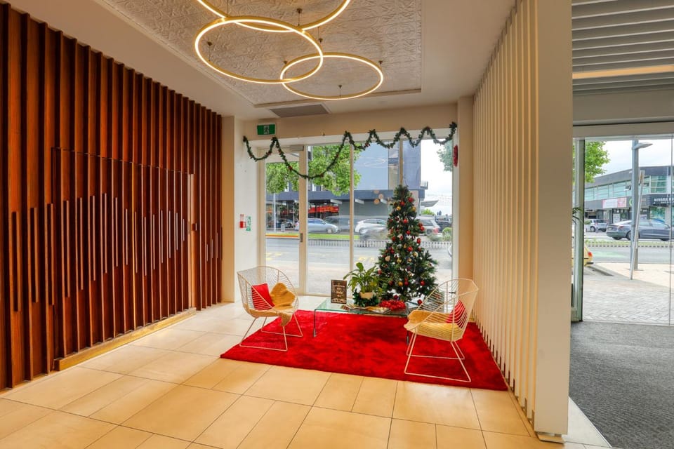 Ramada by Wyndham Hamilton City Center Hotel in Hamilton