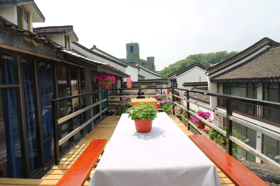 Hangzhou Dian Jia Hotel Hostel in Hangzhou