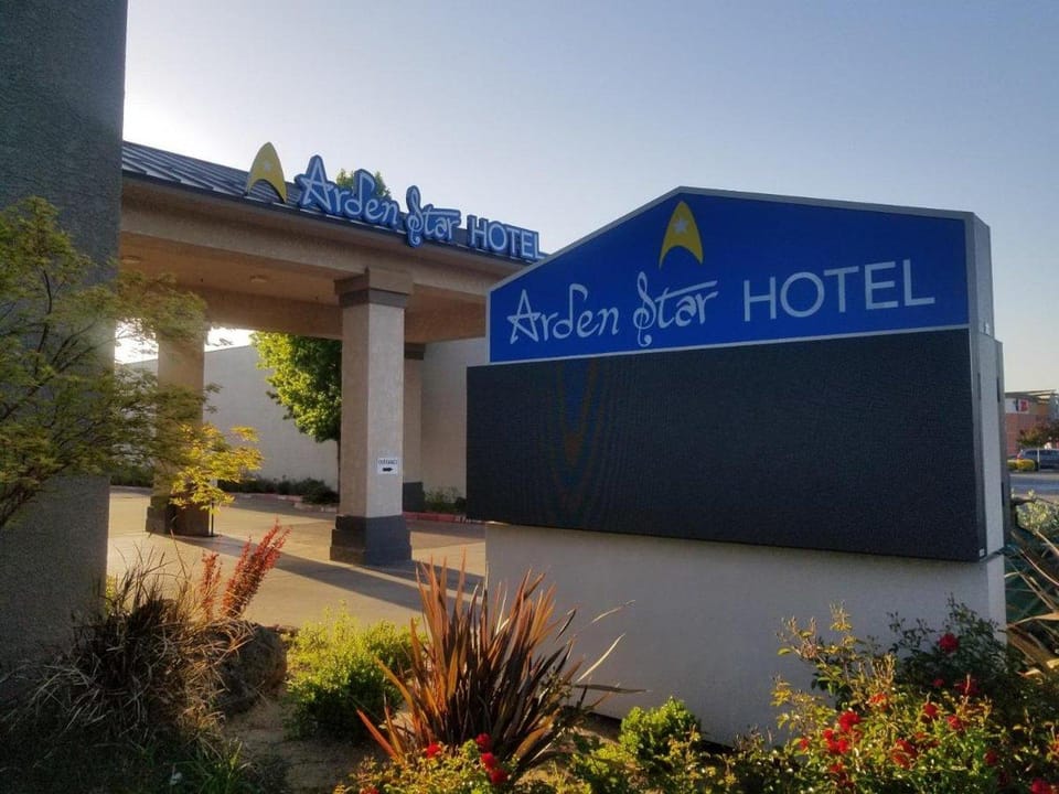Arden Star Hotel Hotel in Arden-Arcade