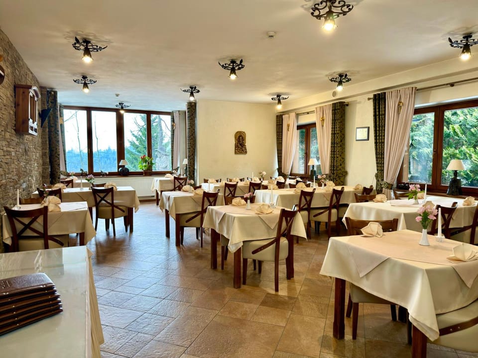Hotel Dwor Karolowka Hotel in Zakopane