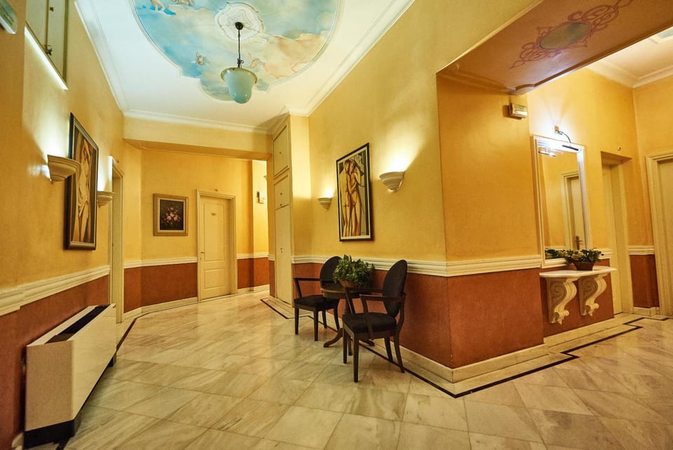 Exis Hotel Hotel in Athens