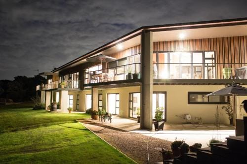 La Bodega Waiheke Island Hotel in Auckland Region