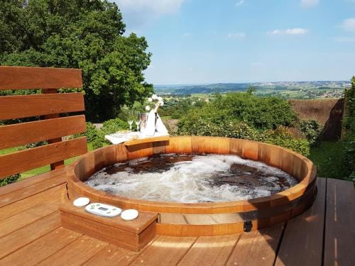Cabane Spa Sauna Hotel in Auvergne-Rhône-Alpes