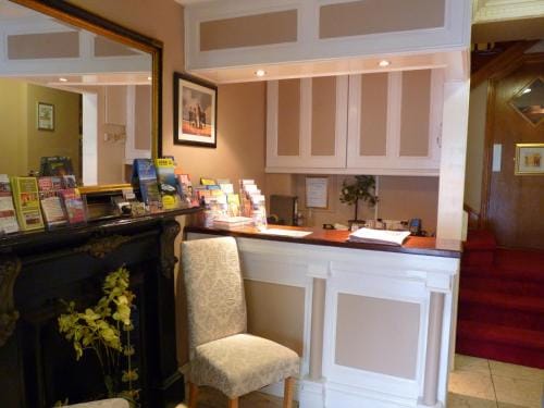 Holiday Hotel Hotel in Galway