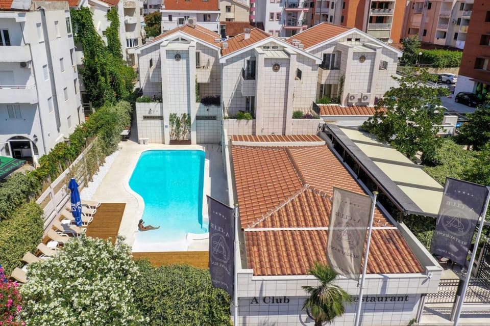 Hotel Admiral Hotel in Budva