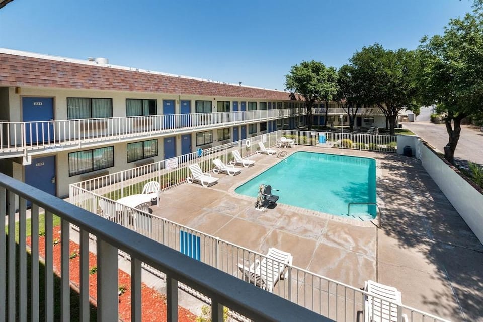 Motel 6 Hotel in Del Rio