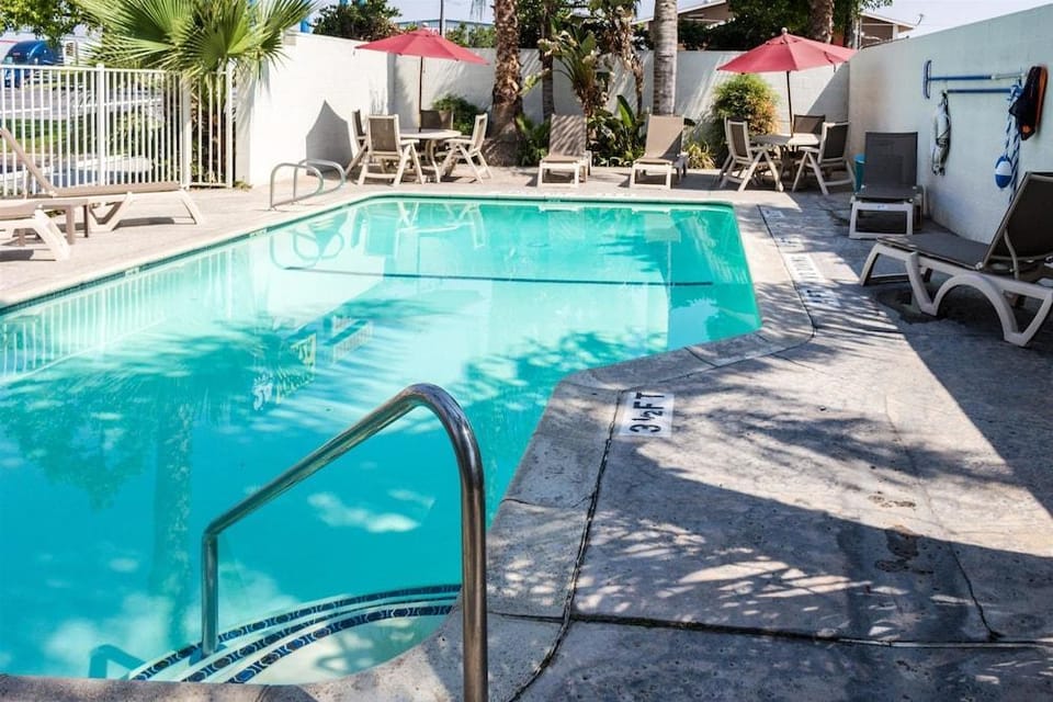 Motel 6 Hotel in Bakersfield