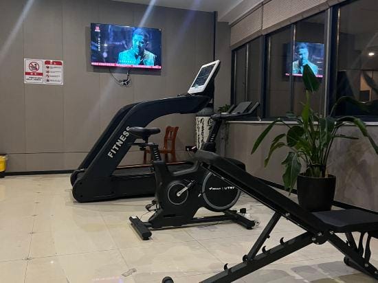 GreenTree Inn Express Hotel (Haiyan Wuyue Plaza) Hotel in Zhejiang
