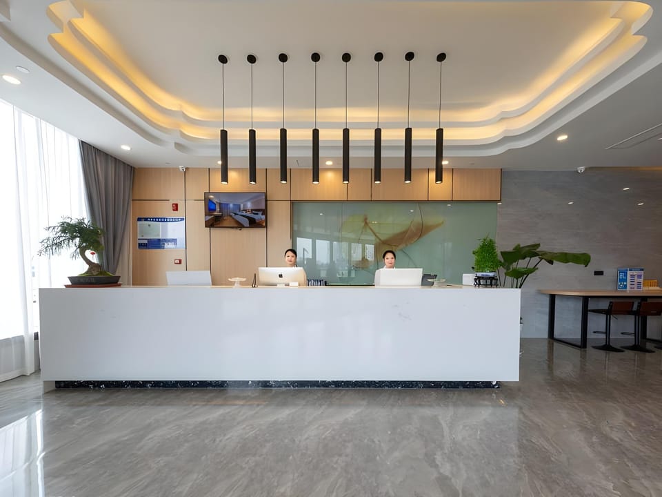 GreenTree Inn Zhejiang Jiaxing Honghe Town Hotel in Zhejiang