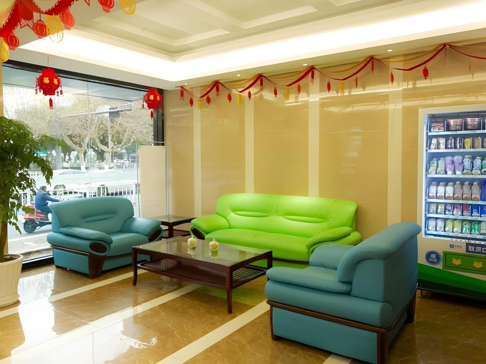 GreenTree Inn Express Suzhou Taicang Renmin Bei Road Nanyang Plaza Hotel in Shanghai