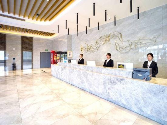 VX Hotel (Chagnzhou Jintan District Red Star Macalline) Hotel in Jiangsu