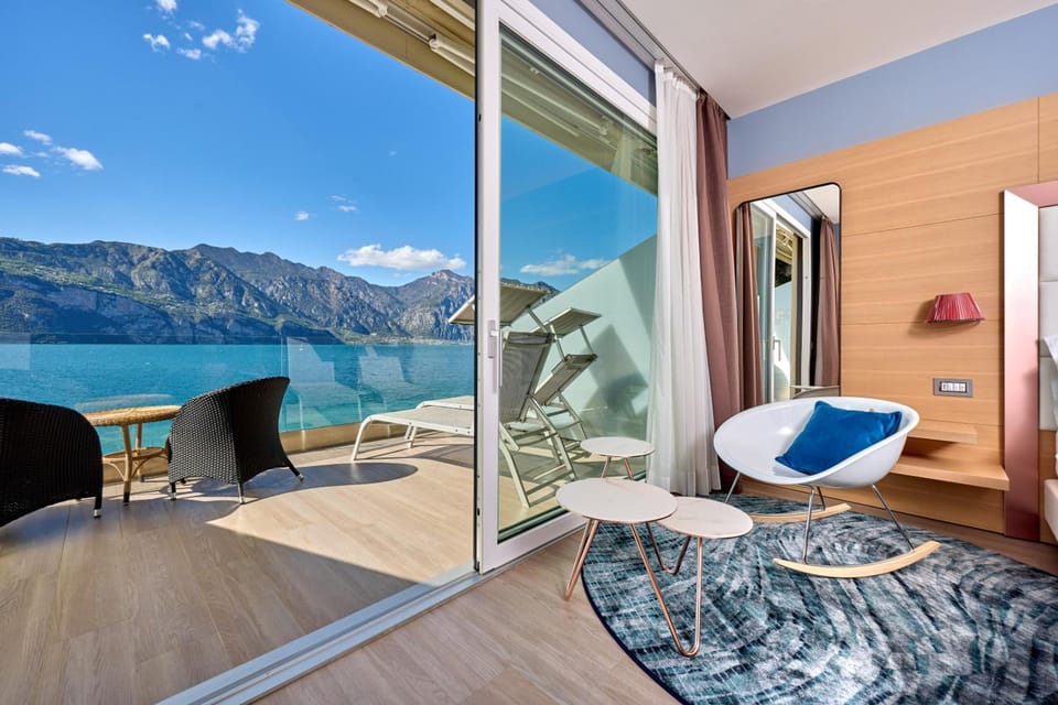 Hotel Castello Lake Front Hotel in Malcesine