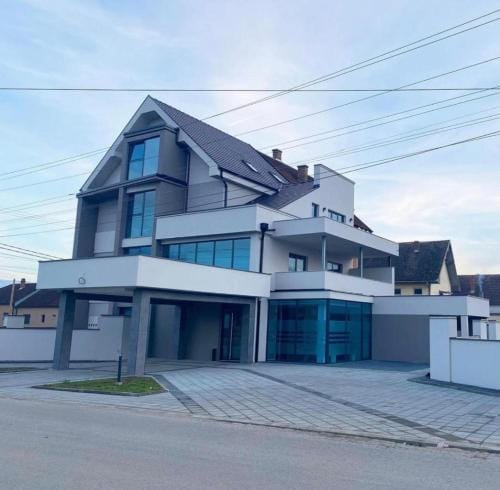 Villa Miss Hotel in Vojvodina