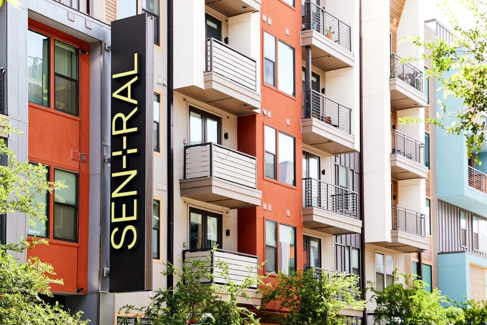 Sentral East Austin at 1614 E Sixth Hotel in Austin