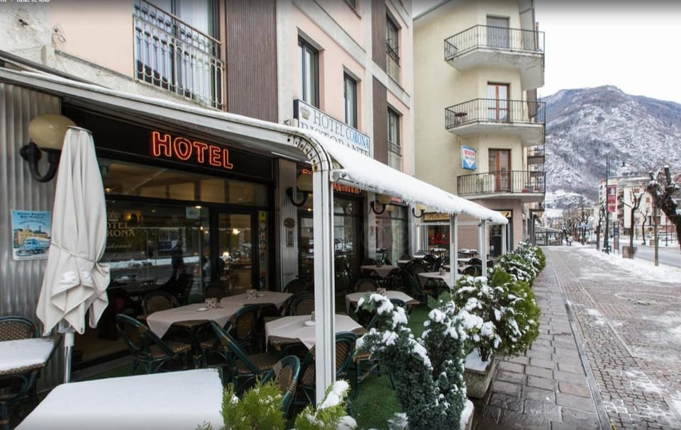 Hotel Corona Hotel in Province of Brescia