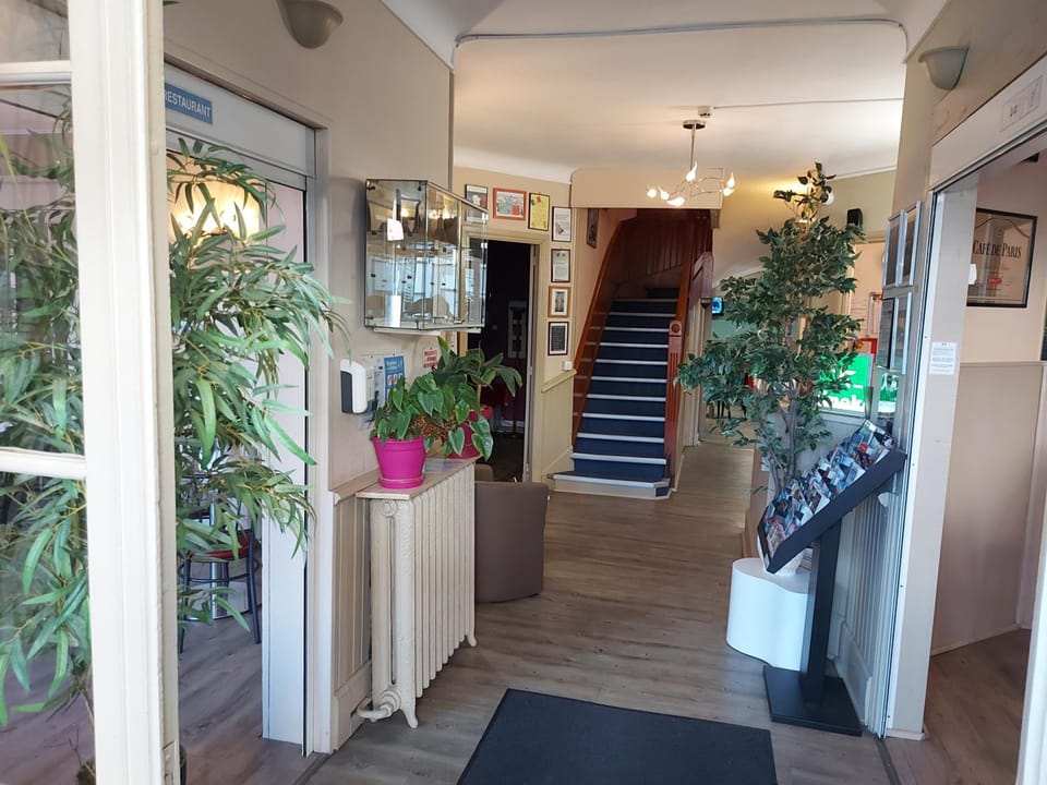 Hotel De La Paix Hotel in Hauts-de-France