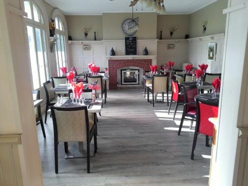 Hotel De La Paix Hotel in Hauts-de-France