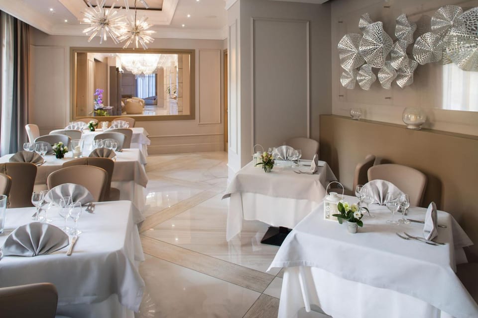 Hotel Dei Fiori Restaurant - Meeting & Spa Hotel in Liguria