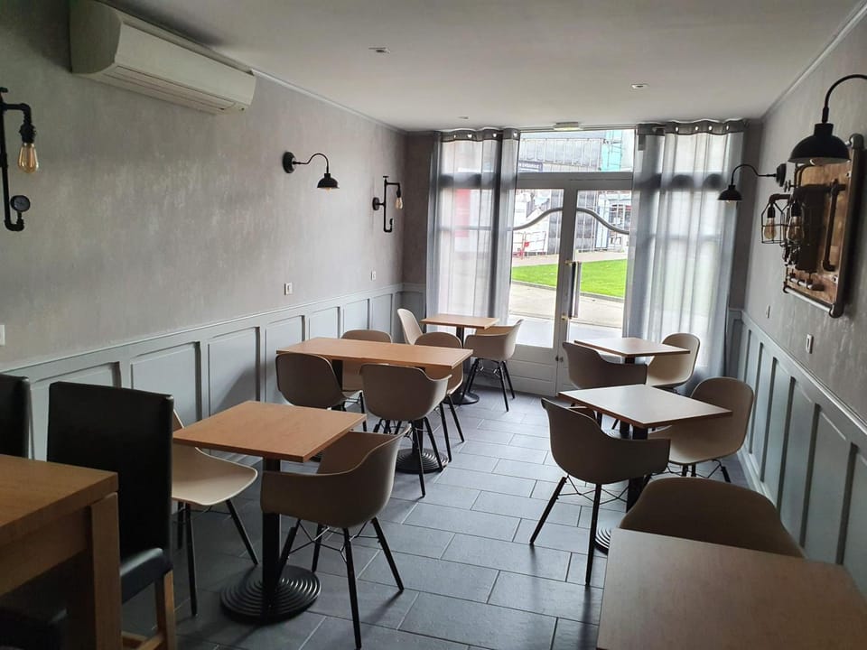 Hotel Du Commerce Hotel in Normandy